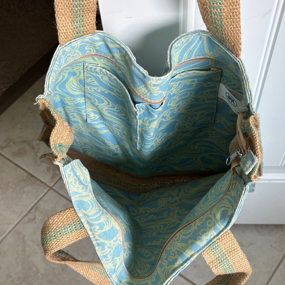 Vintage Seaside Print Tote Bag - Picture 3 of 5